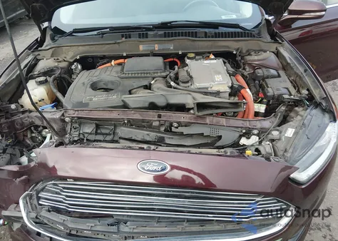 2013 Ford Fusion Energi Titanium from USA, damaged, VIN 3FA6P0SU2DR325914